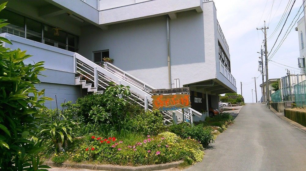 海辺のゲストハウスーぽかぽか村ー Исе Екстериор снимка